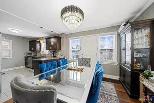 10714 S Calumet Ave, Chicago, IL 60628 - Photo 11