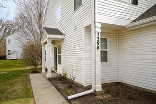 2298 Woodside Dr, Carpentersville, IL 60110 - Photo 3