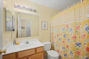 2298 Woodside Dr, Carpentersville, IL 60110 - Photo 19