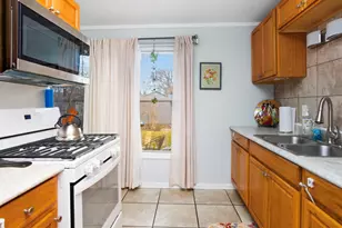 3311 Hickory Ln, Hazel Crest, IL 60429 - Photo 7