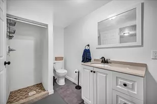 605 Belaire Dr, Washington, IL 61571 - Photo 21