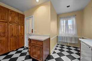 1211 Griffith Rd, Lake Forest, IL 60045 - Photo 7