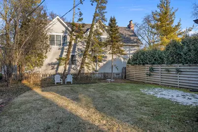 1211 Griffith Road, Lake Forest, IL 60045 - Photo 13