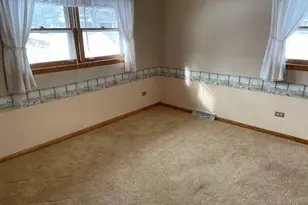 525 Bunning Dr, Downers Grove, IL 60516 - Photo 7