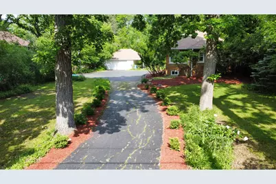 2325 Shady Lane, Highland Park, IL 60035 - Photo 3