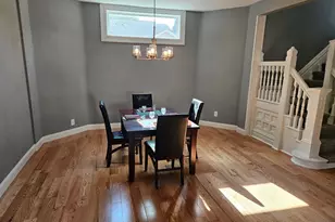 215 E Sale St, Tuscola, IL 61953 - Photo 17