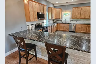 215 E Sale Street, Tuscola, IL 61953 - Photo 13