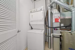 873 N Larrabee St, Chicago, IL 60610 - Photo 15