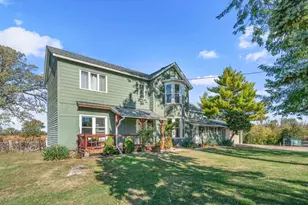 11071 Crimmin Rd, Newark, IL 60541 - Photo 1