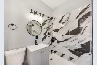 6718 S Saint Lawrence Avenue, Chicago, IL 60637 - Photo 9