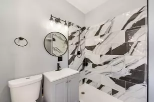 6718 S St Lawrence Ave, Chicago, IL 60637 - Photo 9