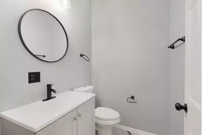 6718 S Saint Lawrence Avenue, Chicago, IL 60637 - Photo 11