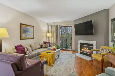 104 N Pine Avenue #404, Arlington Heights, IL 60004 - Photo 5