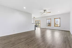 660 W 1st St, Braidwood, IL 60408 - Photo 5