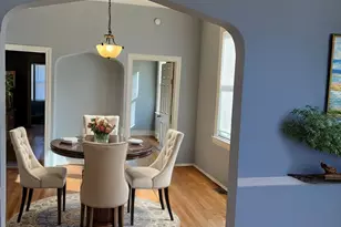 7927 S Burnham Ave, Chicago, IL 60617 - Photo 3