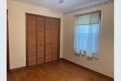 [Address not provided], Crete, IL 60417 - Photo 11