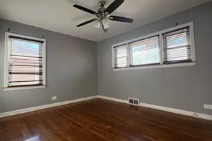 1529 N Hillside Ave, Berkeley, IL 60163 - Photo 9