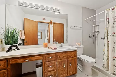 237 N Walnut Street #H, Bensenville, IL 60106 - Photo 15