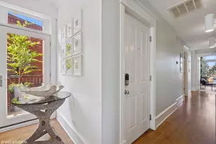 2720 N Lehmann Ct, Chicago, IL 60614 - Photo 23