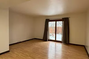 128 S Hale Ave, Bartlett, IL 60103 - Photo 5