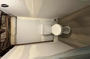 1441 S Float Ave, Freeport, IL 61032 - Photo 21