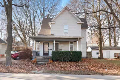 910 N Center Street, Bloomington, IL 61701 - Photo 1
