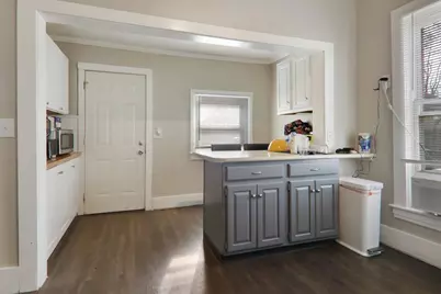 910 N Center Street, Bloomington, IL 61701 - Photo 9