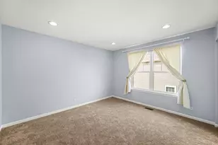 806 Sycamore Dr, Shorewood, IL 60404 - Photo 13