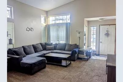 1080 Noelle Bend, Lake in the Hills, IL 60156 - Photo 3