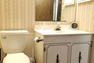 7 Blue Jay Ct, Woodridge, IL 60517 - Photo 7