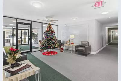 8640 Waukegan Road #123, Morton Grove, IL 60053 - Photo 3