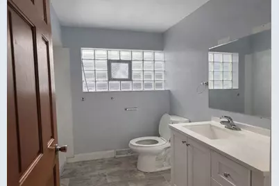 7758 S Burnham Avenue, Chicago, IL 60649 - Photo 3