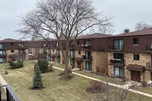 9717 Bianco Terrace, Des Plaines, IL 60016 - Photo 3