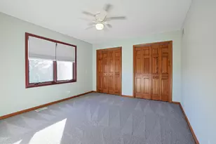 39W059 Foxwood Ln, Saint Charles, IL 60175 - Photo 19