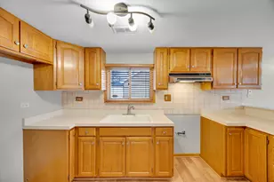 1114 Ashland Ave, Chicago Heights, IL 60411 - Photo 9