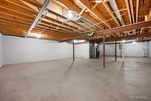 40 S Walnut Dr, North Aurora, IL 60542 - Photo 27