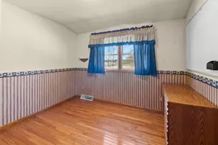 [Address not provided], Harvard, IL 60033 - Photo 11