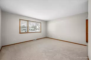 504 Princeton Dr, North Aurora, IL 60542 - Photo 7