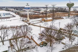 504 Princeton Dr, North Aurora, IL 60542 - Photo 39