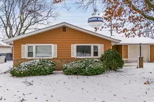 504 Princeton Dr, North Aurora, IL 60542 - Photo 1