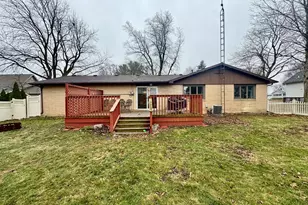 206 E Warren St, Leroy, IL 61752 - Photo 15