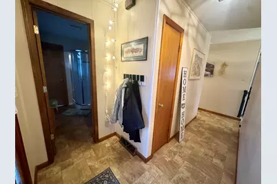 206 E Warren Street, Leroy, IL 61752 - Photo 3