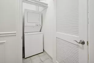 1703 N Crilly Ct, Chicago, IL 60614 - Photo 17
