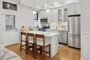 1703 N Crilly Ct, Chicago, IL 60614 - Photo 3