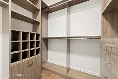 [Address not provided], Chicago, IL 60601 - Photo 17