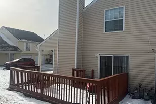 19409 Hickory Pl, Country Club Hills, IL 60478 - Photo 3