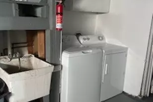 404 Gillett Ave, Waukegan, IL 60085 - Photo 11