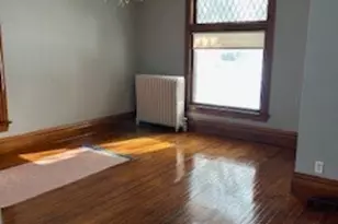 404 Gillett Ave, Waukegan, IL 60085 - Photo 5