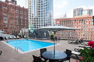 111 E Chestnut St, Chicago, IL 60611 - Photo 11