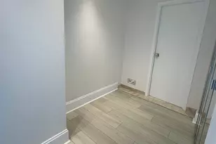 111 E Chestnut St, Chicago, IL 60611 - Photo 7